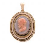 A Victorian Bacchus Cameo Locket in Gold