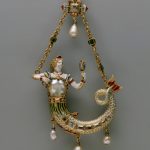 Pendant in the form of a mermaid