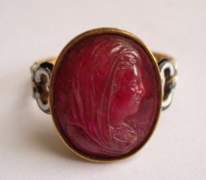 Ruby cameo finger ring